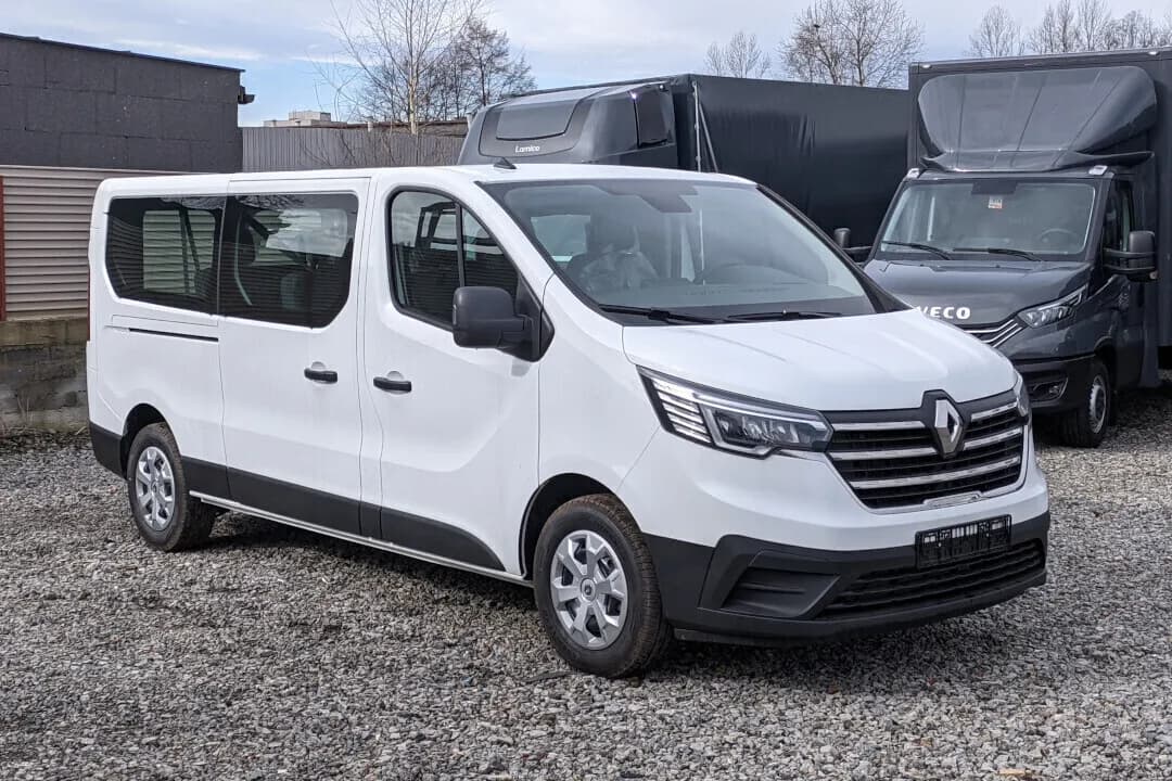 Jaki bus do 10 tys zł - najlepsze modele, które nie zawiodą