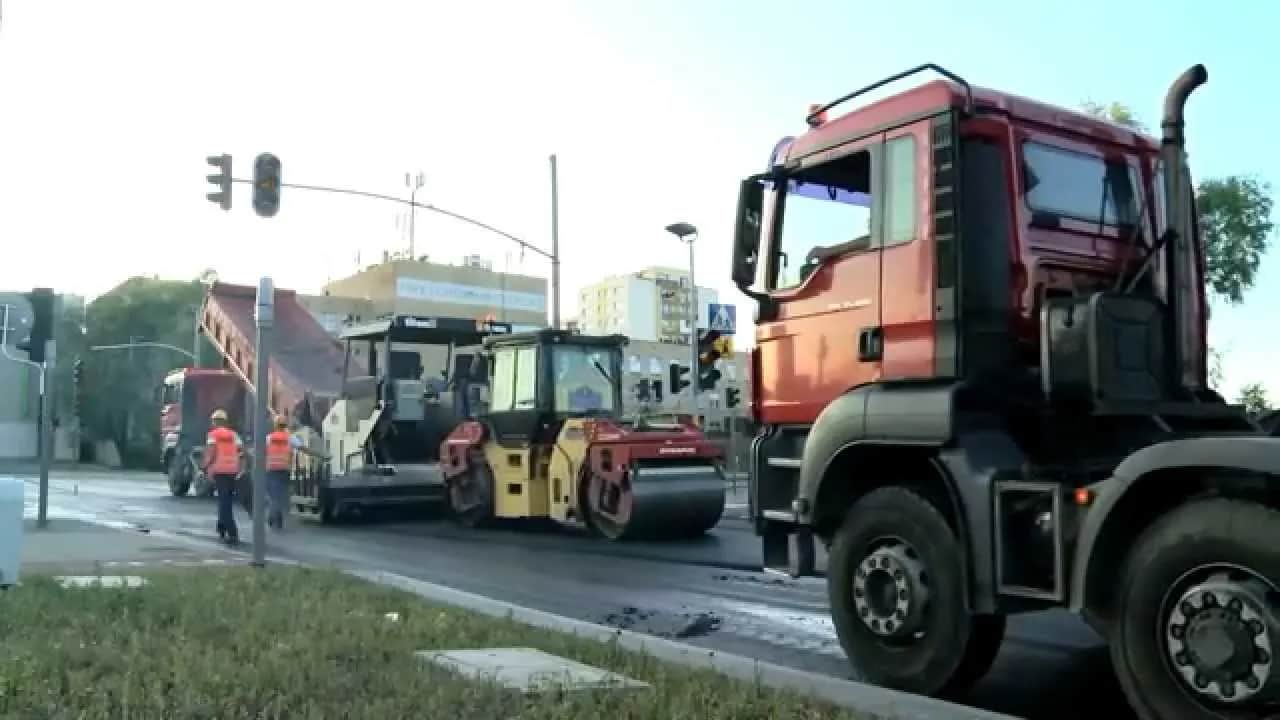 Jak się kładzie asfalt - uniknij typowych błędów i zyskaj trwałość